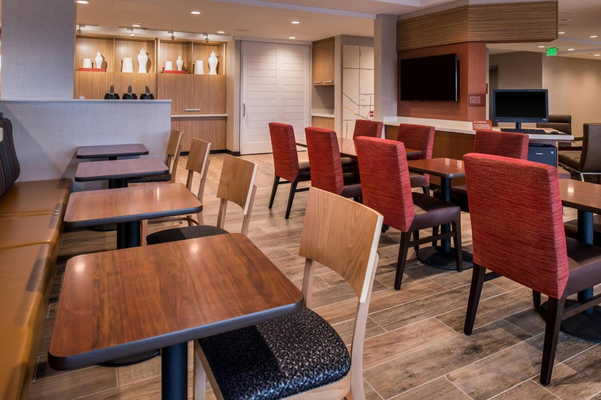 Towneplace Suites By Marriott Merced Exteriér fotografie